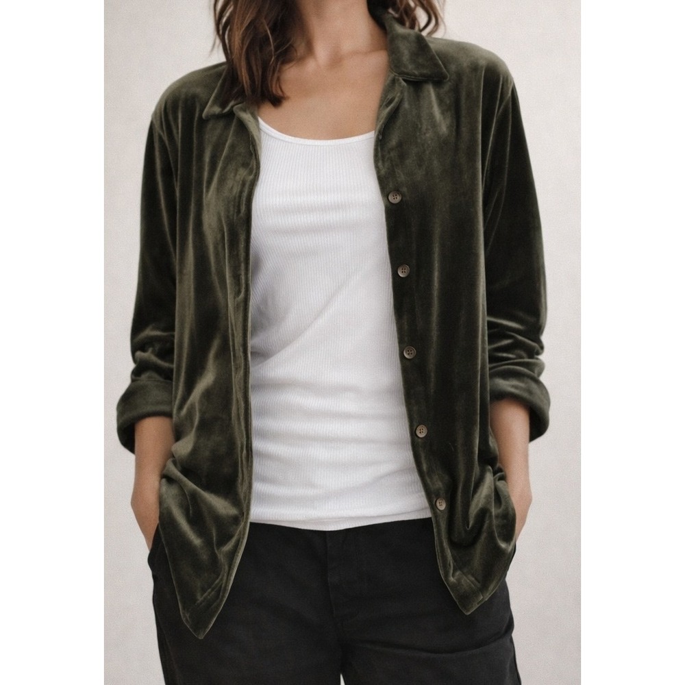 Vintage Olive Green Velvet Button Up Top Women Medium Minimalist Scandi Shacket